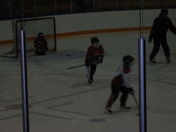 M playing ringette
